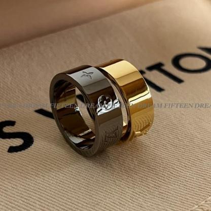 国内即発 LOUIS VUITTON バーグ・LV インスティンクト セット2